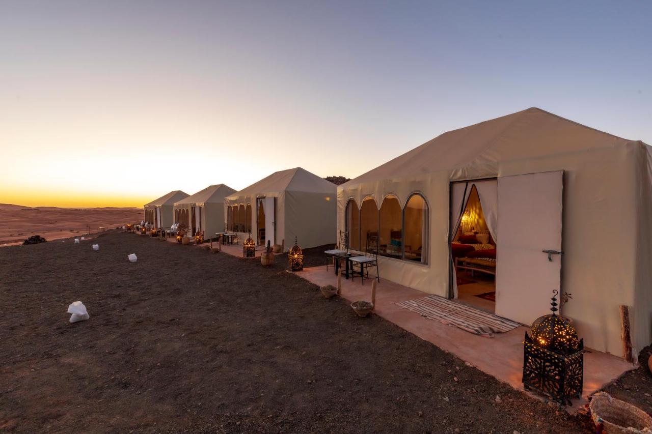 Готель Soleil Camp & Camel Trekking Мерзуга Екстер'єр фото