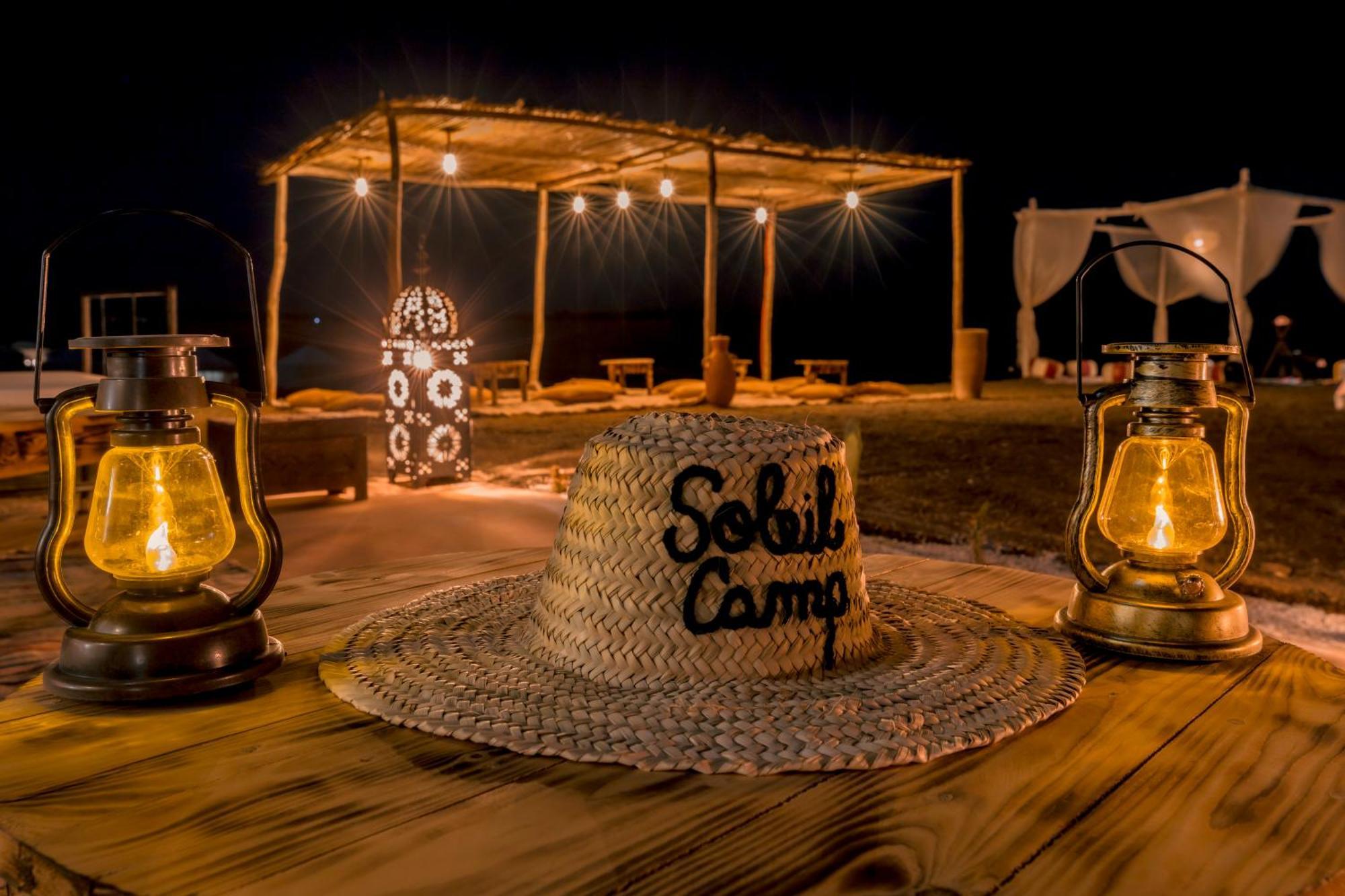 Готель Soleil Camp & Camel Trekking Мерзуга Екстер'єр фото